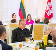 Prezidentūroje surengti Nacionaliniai maldos pusryčiai