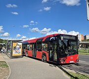 Vilniuje, Pilaitės prospekte, stotelėje autobusas pervažiavo moters koją