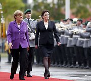 Lenkijos premjerės Ewos Kopacz skandalingas vizitas Berlyne