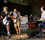 Grupė &bdquo;Basi&ldquo; 