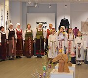 Varėnoje pristatyta paroda Auksalio kupkas
