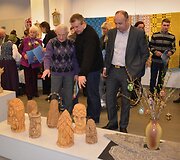 Varėnoje pristatyta paroda Auksalio kupkas