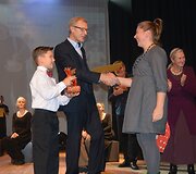Varėnoje apdovanoti 7-ojo Dalios Tamulevičiūtės profesionalių teatrų festivalio laureatai