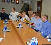 Varėnos rajono savivaldybėje pagerbti jaunieji rankininkai