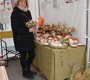Varėnos centre gerą pusdienį smagiai &scaron;urmuliavo septintą kartą suorganizuota Dzūkijos regiono prie&scaron;velykinė mugė &bdquo;Auksalio kupkas&ldquo;. 