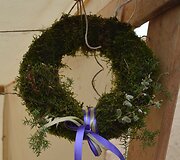 Varėnos centre gerą pusdienį smagiai &scaron;urmuliavo septintą kartą suorganizuota Dzūkijos regiono prie&scaron;velykinė mugė &bdquo;Auksalio kupkas&ldquo;. 
