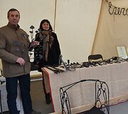 Varėnos centre gerą pusdienį smagiai &scaron;urmuliavo septintą kartą suorganizuota Dzūkijos regiono prie&scaron;velykinė mugė &bdquo;Auksalio kupkas&ldquo;. 