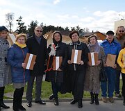 Varėnos centre gerą pusdienį smagiai &scaron;urmuliavo septintą kartą suorganizuota Dzūkijos regiono prie&scaron;velykinė mugė &bdquo;Auksalio kupkas&ldquo;. 