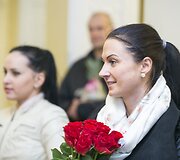 Ugniagesius Vilniaus oro uoste pasitiko žmonos ir vaikai