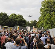 D.Trumpą Londone pasitiko protestuotojai