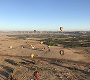Oro balionų fiesta Saudo Arabijoje 