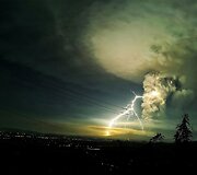 Filipinuose suaktyvėjo Taalo ugnikalnis