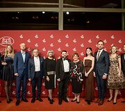 Metų solistai su rėmėjais