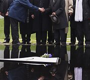 Memorialo atidarymo ceremonijos akimirka