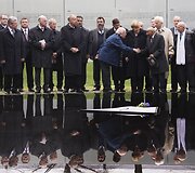 Memorialo atidarymo ceremonijos akimirka