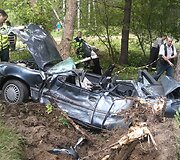Po avarijos Ignalinoje i&scaron; automobilio buvo i&scaron;traukti 2 žmonės