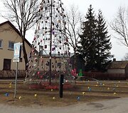 Velykoms pasipuo&scaron;ęs Kvėdarnos miestelisę