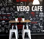 &bdquo;RE/MAX&ldquo; ir &bdquo;Vero Cafe&ldquo; viename biure