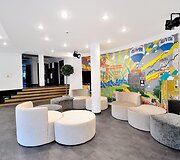 &bdquo;RE/MAX&ldquo; ir &bdquo;Vero Cafe&ldquo; viename biure