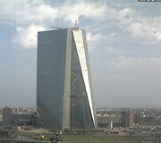 Naujas ECB pastatas dygsta buvusioje Frankfurto turgavietėje