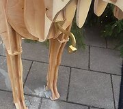 Užfiksuota, kaip vandalai niokoja &bdquo;Sugamour&ldquo; kalėdinės dekoracijos