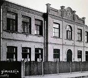 Žydų gimnazija 1928 metais. Dabar čia (Elektros g. 9) įsikūręs Panevėžio apygardos teismas 