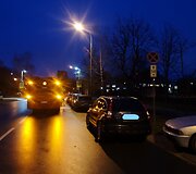 Dėl stovinčio automobilio autobusas negalėjo pravažiuoti Taikos g.