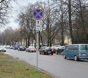 Draudimas stovėti prie&scaron; kelias savaitės dar buvo