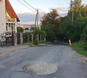 Želvos gatvė su nauju asfaltu