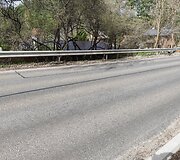 Pernai rudenį asfaltuota Žaliųjų ežerų gatvės dalis neatrodo labai gerai