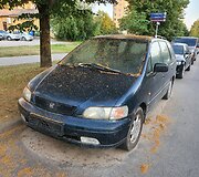 Apleisti automobiliai Fabijoni&scaron;kėse