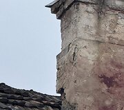 Žemaitijos g. 4 vidiniame kieme nukrito kaminas