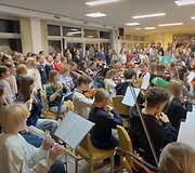Vilniaus Karolini&scaron;kių muzikos mokykloje trūksta vietos