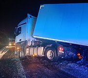 Nuo kelio nuslydęs automobilis blokavo kelią &scaron;alia Pi&scaron;o Lenkijoje