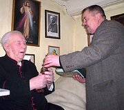 Kunigas Juzefas Obrembskis ir svečiai i&scaron; Poznanės