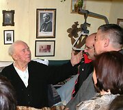 Kunigas Juzefas Obrembskis ir svečiai i&scaron; Poznanės