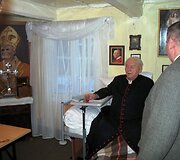 Kunigas Juzefas Obrembskis ir svečiai i&scaron; Poznanės