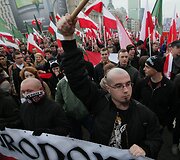 Lenkijos nacionalistų žygis Var&scaron;uvos gatvėmis