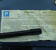 Vilniuje, Pranci&scaron;konų gatvėje, apie pusantro mėnesio (pastebėjau kovo 20 d.) mokamoje parkavimo vietoje stovi automobilis su Lenkijos valstybiniu numeriu.