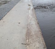 Neries pakrantės slūgstant vandeniui