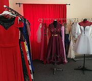Vestuvinių ir proginių suknelių salonas Kai&scaron;iadoryse