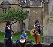 Kauno roko grupės &bdquo;The Moon Band&ldquo; koncertinis turnė Didžiojoje Britanijoje