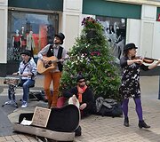 Kauno roko grupės &bdquo;The Moon Band&ldquo; koncertinis turnė Didžiojoje Britanijoje