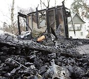 Gaisras prie S.Nėries memorialinio muziejaus