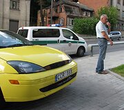 Kaune dviratininkas rėžėsi į automobilį