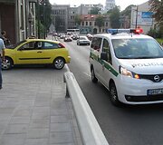 Kaune dviratininkas rėžėsi į automobilį