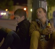 Kauniečiai stebi rungtynes