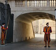  &Scaron;veicarų gvardijos garbės sargyba dar prie&scaron; pat pasitraukimą