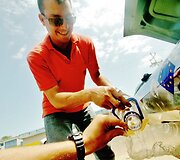 Pritrūkus benzino, teko jo medžioti i&scaron; motociklininkų. &Scaron;iame regione benzinas parduodamas tik to rajono gyventojams, kad kiti negalėtų jo i&scaron;vežti į Kolumbiją.
