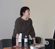 В Вильнюсе выступила знаменитый российский критик Анна Шульгат